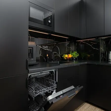 Nowy Z Widokiem Na Morze *