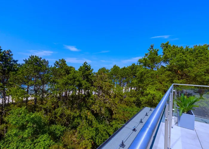 Nowy Z Widokiem Na Morze *